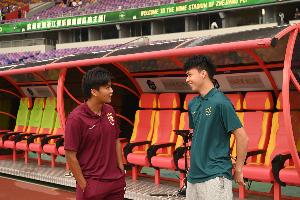 北青：首练情况看，蒯纪闻为代表的年轻人可能为国足扛起进攻大旗