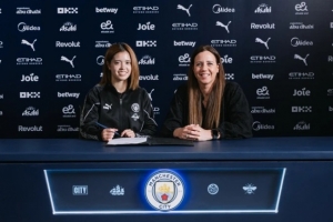 博鱼-曼城官方：日本女足国脚长谷川唯续约2年，新合同至2029年